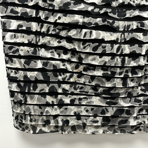 F.L.P. Faith, Love & Passion black and white Skirt size L with elastic waist - Picture 3 of 7